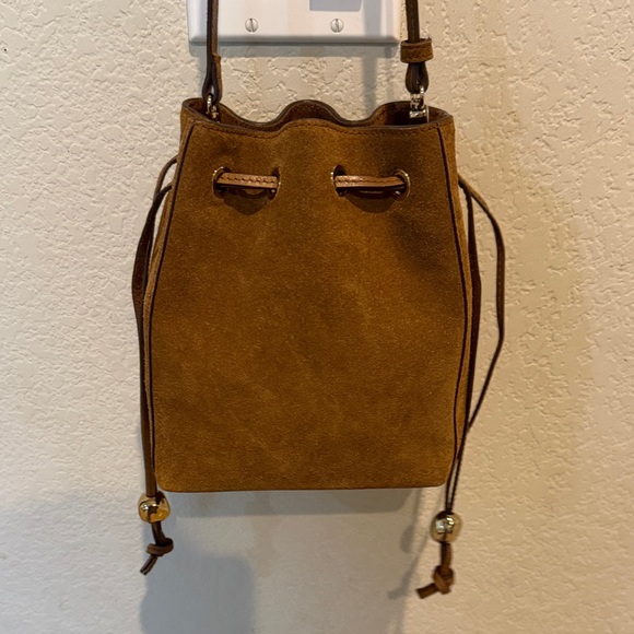 Madewell Handbags - 🤎 MADEWELL 🤎 Brown Suede Drawstring Shoulder Bucket Bag